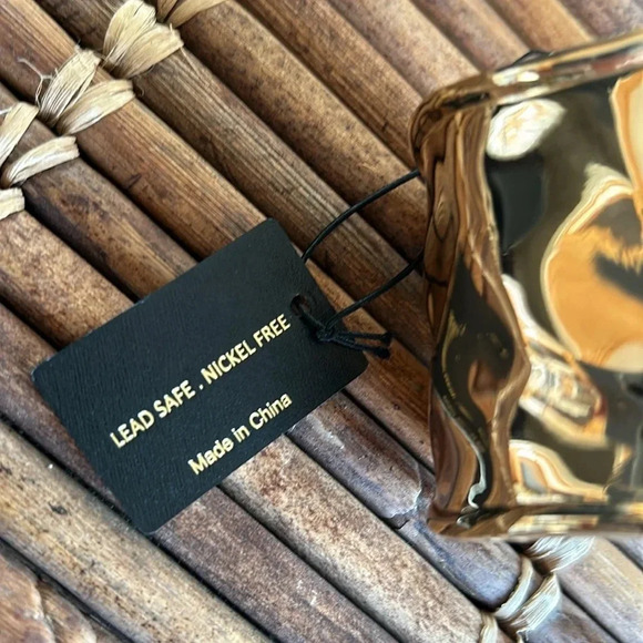 CUFF GOLD BRACELET NWT - Picture 3 of 7